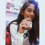 Neha Saxena Instagram - Spread love as thick as you spread Nutella🌰🤤