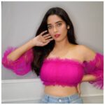 Neha Saxena Instagram - What would be your preferred combination?? Pink with >>blue or black🤔 @shopstyleash