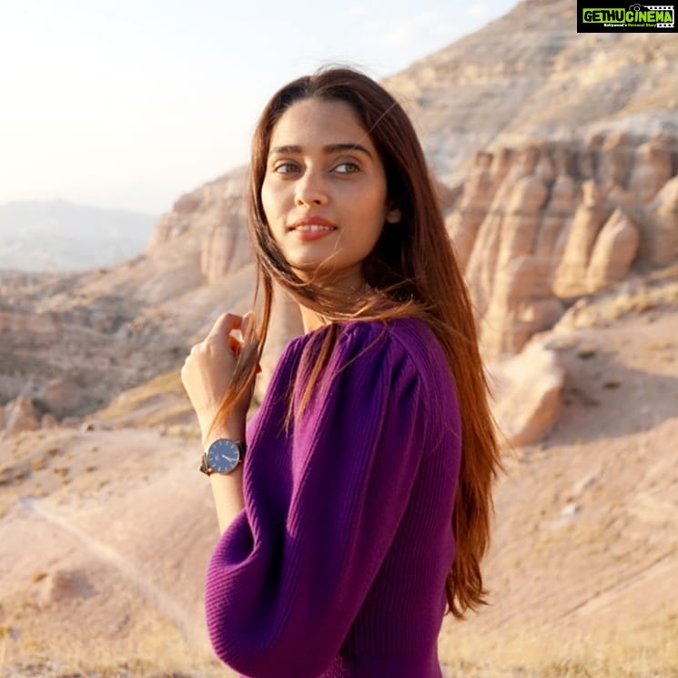 Neha Saxena Instagram - I disappear sometimes. Its my thing!
