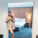 Neha Saxena Instagram - Home away from away 😍 @holidayinn @holidayinndarlingharboursydney Holiday Inn Darling Harbour