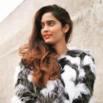 Neha Saxena Instagram - Happy last Sunday of the year🤩 . . . Search link- http://bit.ly/36ycrdf Search id- 319299 Use coupon code saxenaq3, to get extra 10% off, valid till December 31st, 2019 @shein_in @sheinofficial Taj Mahal, Agra City