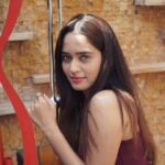 Neha Saxena Instagram - I am me Nothing more, nothing less And that's enough 🍂 . . . @deltin_life