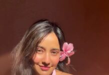 Neha Sharma Instagram - 🌺☀️🐚🌊 #reelsinstagram #reels #reelitfeelit