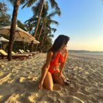 Neha Sharma Instagram - ☀️🌊🐚👙 #goa #incredibleindia The St. Regis Goa Resort