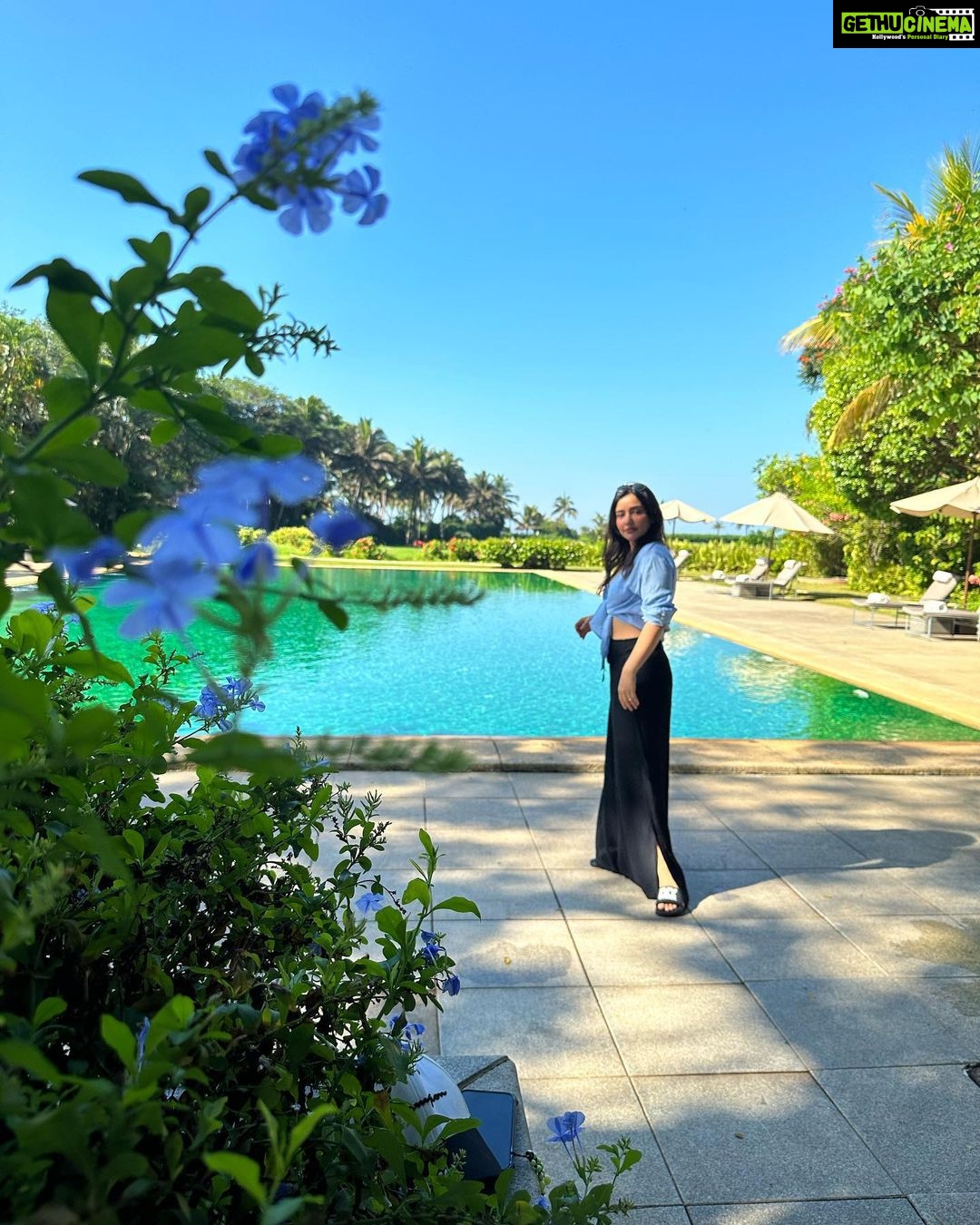 Neha Sharma Instagram - 🐚☀️🌊🦋💫☘️ The St. Regis Goa Resort