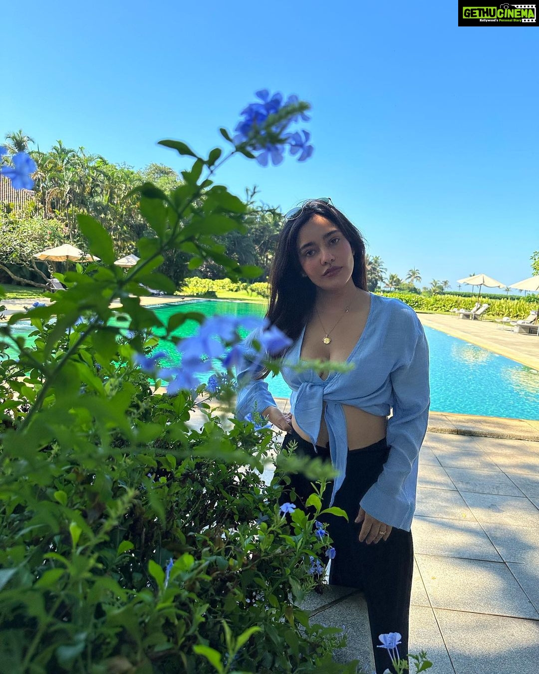 Neha Sharma Instagram - 🐚☀️🌊🦋💫☘️ The St. Regis Goa Resort