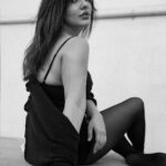 Neha Sharma Instagram - 🖤🖤 📷 @mikedesir