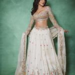 Neha Sharma Instagram - 🤍🤍