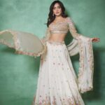 Neha Sharma Instagram - 🤍🤍 Eid Mubarak 🌙 Mubarak… . . . Styled by @jaferalimunshi @sr_styleco Asst by @ankitha_chauhan Outfit - @tamannapunjabikapoor Earrings& ring - @azotiique Makeup @priyankachourasia342 Hair @hairbysanjanag