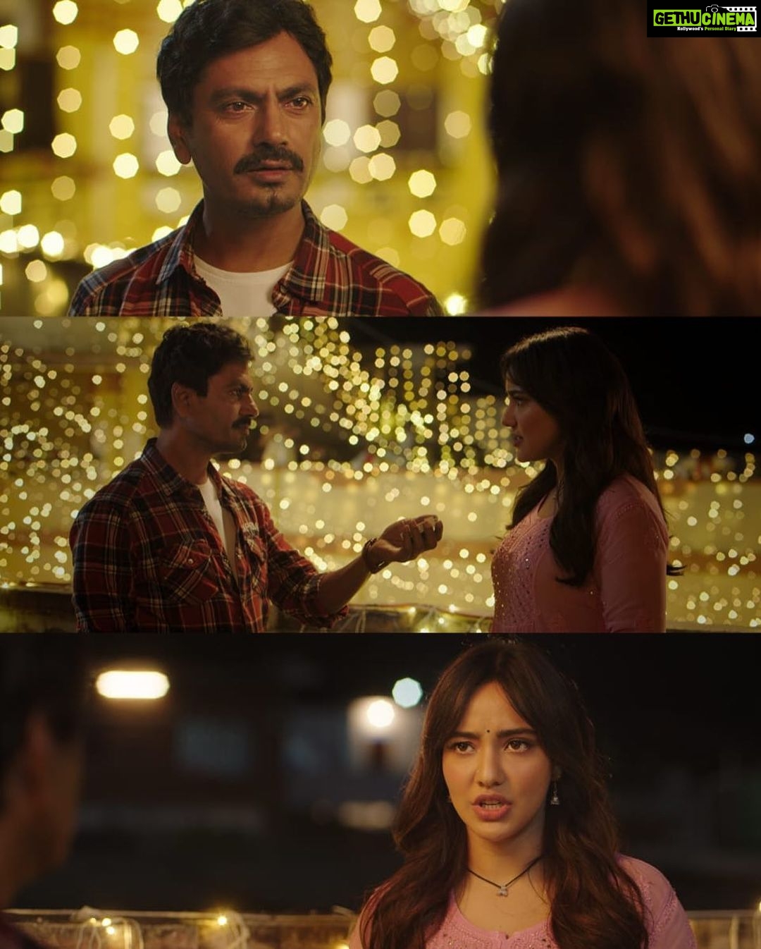 Neha Sharma Instagram - Shadi toh hai ek torture…naya gana aaya hai..dekha kya? #JogiraSaraRaRa Full Song Out Now on @zeemusiccompany Official Youtube Channel @nawazuddin._siddiqui @nehasharmaofficial @kushannandy @meetbrosofficial @jonitamusic @kiranshyamshroff @naeem_a_siddiqui @touchwoodmultimedia #GhalibAsadBhopali @sampadawagh #JogiraSaraRaRa #InCinemas12thMay #twopeoplenotinlove