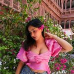 Neha Sharma Instagram - 🌸🌸