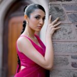 Neha Shetty Instagram - Devil wears pink ! Styled by @jukalker Styling team @pratimajukalker Saree @faabiianaofficial Jewellery @amamajewels by @quirkbrandconsulting Makeup & Hair @iamkanwalbatool Photographer @johnmartinproductions Princeton University, New Jersey