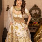 Neha Shetty Instagram - Festive vibes 🪔✨ #diwali2021 👗: @divyareddyofficial 📸: @pranav.foto 💎: @kishandasjewellery 💄: @emraanartistry