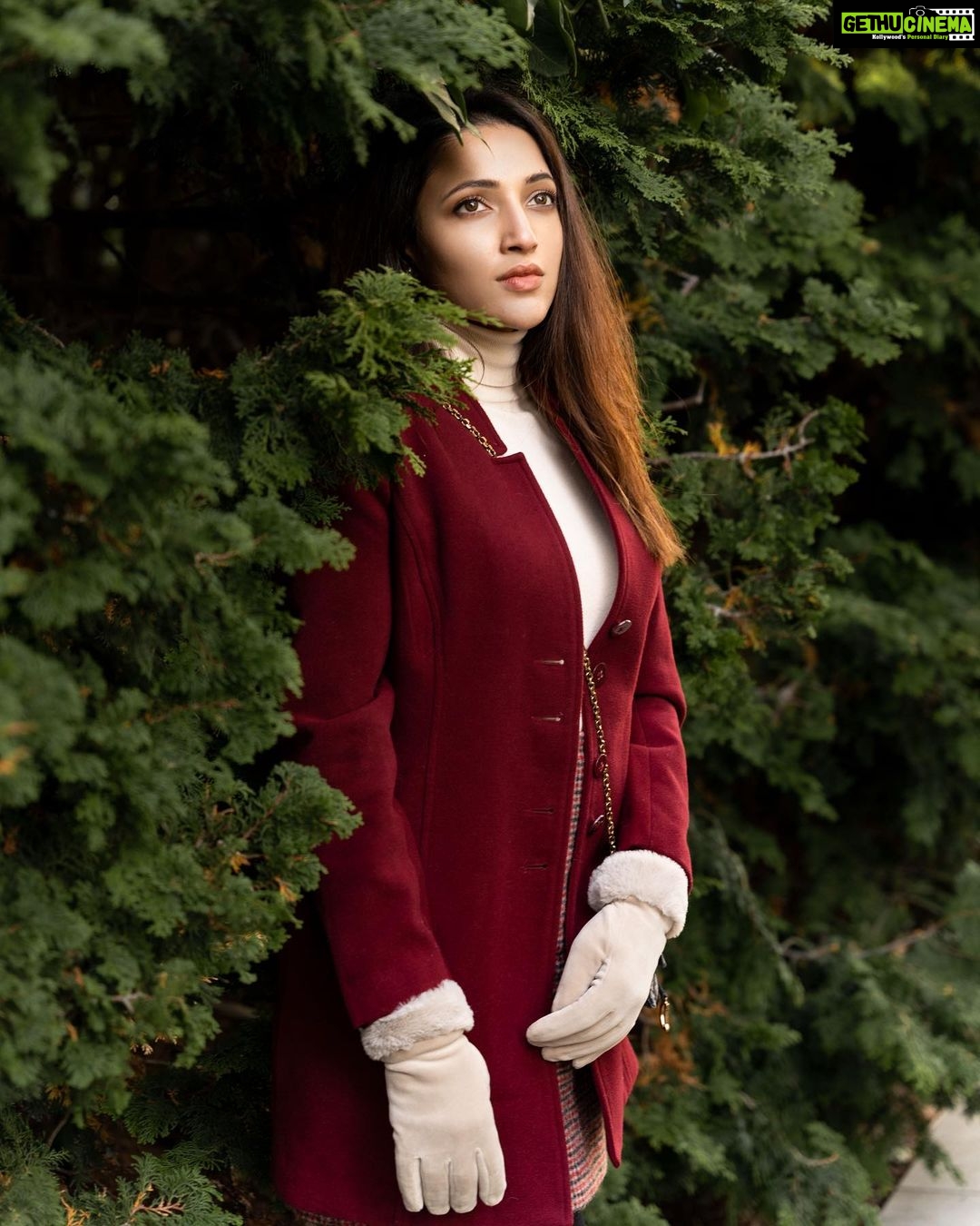 Neha Shetty Instagram - Merry Christmas ✨ Seattle, Washington