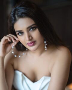 Nidhhi Agerwal Instagram - 🤍