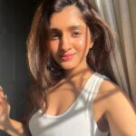 Nidhi Shah Instagram - Let your soul glow ✨ . #nomakeupmakeuplook #selfiee #postnappic #instagood