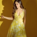 Nidhi Shah Instagram - Something cheerful and warm 🌼💜 . . . . Mua- @nishachandnanii Hairby- @hairstorybyreshma Styled by- @ayushigala__ 📸- @navneet_photography