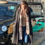 Nidhi Shah Instagram - As a person who loves her comfort zone, I stepped into London, walked into the unknown (even got robbed in broad day light!) 🥹 But you grew on me. I loved walking down your streets, enjoyed your fine food, warm hospitality and of course the History! Stepping out of my comfort zone never felt so good! And I am surely walking out a newer, fresher, brighter and more confident person! Blessed, grateful and all charged to take the year head on! London, United Kingdom