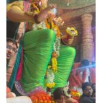 Nidhi Shah Instagram - Went to seek Bappa’s divine blessings at Lal Baug cha Raja. The energy of all devotees combined was surreal to say the least. Taking home Bappa’s blessings and a whole lot of positivity. Thank you for everything Bappa 🙏✨ #GanpatiBappaMorya Wearing- @raw_mango