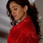 Nidhi Shah Instagram - Leave a trail of sparkle wherever you go✨💫 . . Thank you @amolswarnakar for this amazing shoot 🤗 Videography - @darshan.bhanushali_ Video editor - @_azbztoz__ Photographer - @amolswarnakar Styling - @priyankasaboo93 Makeup - @makeupbydrishti Hair - @prachirbhinder Photography Assistant - @malik_photography_95