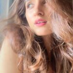 Nidhi Shah Instagram - 🍁🍃🌸🌺