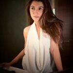 Nidhi Shah Instagram - You are so much more.. than what you see in a mirror. 🍁 . . . . . . 💄- @nishachandnanii 📸 - @aashkapatelphotographyy