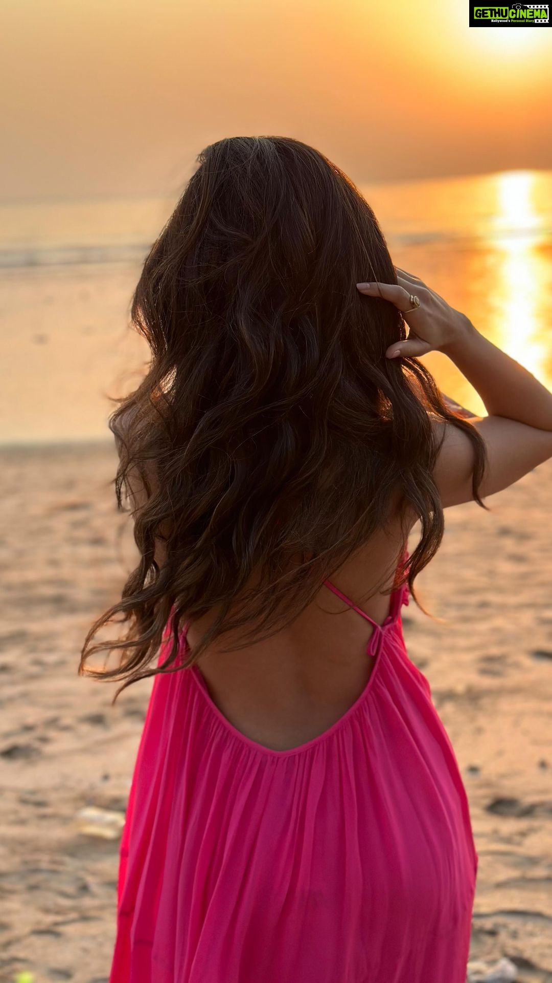 Nidhi Shah Instagram - Felt cute Might delete later .. :p