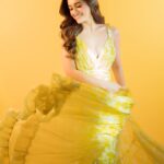 Nidhi Shah Instagram - Something cheerful and warm 🌼💜 . . . . Mua- @nishachandnanii Hairby- @hairstorybyreshma Styled by- @ayushigala__ 📸- @navneet_photography