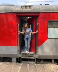 Nidhi Shah Instagram - Travelled after ages on a train, the experience of travelling in a train with your friends or family is incomparable ❤️ 
#goodtimes