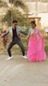 Nidhi Shah Instagram - Arabic Kuthu With Indian Girl 🕺🏻💃🏻 @nidz_20 . . #SaJal #HalmithiHabibo #ArabicKuthu #IndianGirl #Arabic