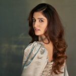 Nidhi Shah Instagram - Set your hearts, Feel the mood, catch the breeze 🌸✨🍃🍂 . . @ap.dhillxn Vibes 😜 . . . @makeupbymahekbhatt @hairstorybyreshma @dieppj #feelitreelit