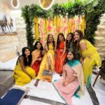 Nidhi Shah Instagram - My gorgeous bride to be 🌸 @namrata24 . . . . #mehndi #banadijodi #bridesmaids #bridetobe . . Home decor by - @turnthetables__ 😍🌸