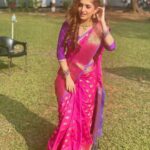 Nidhi Shah Instagram - Badi lambi guftagu karni hai tumse tum aana, ek puri Zindagi lekar 🌸