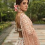 Nidhi Shah Instagram - In the making of… . . Makeup by- @nishachandnanii ❤️ Styled by- @thedotdiary @thedottstyle Outfitby - @riantasofficial Jewellery- @koharbykanika Hair by @anjalichaudhary9876 Photographer- @dhavalgajjar.photography Location- @grandhyattmumbai