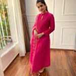 Nidhi Shah Instagram - Do it with all your heart 🌸 . . Happy new year everyone 💫🪔✨ #festivevibes #diwali2021 🪔✨❤️ . . 👠 - @fizzygoblet