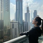 Nidhi Shah Instagram - Let the sun shine 😁✨ . . . #morning #dubailife #roomwithaview #lovedubai #dubai Dubai