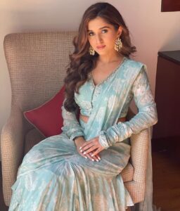 Nidhi Shah Instagram - Wherever life plants you bloom with grace 🌸✨ . . Hair and makeup by - @nishachandnanii Outfit by - @bhartis_mumbai Styledby- @akankshakawediastyle Jewerally- @minerali_store . Udaipur - The City of Lakes