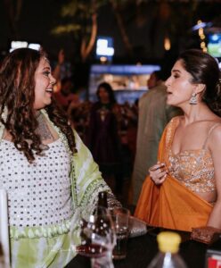 Nidhi Shah Instagram - Highly considering going to the craft store and turning these pictures into a scrapbook ❤️🥰 
A sneak peek into ketki and rushad’s mehendi function 🤩 
.
.

#throwback #mehendi #bestnight #fun #anupamaa #family #wedding #love