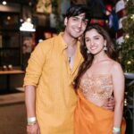 Nidhi Shah Instagram - Highly considering going to the craft store and turning these pictures into a scrapbook ❤️🥰 A sneak peek into ketki and rushad’s mehendi function 🤩 . . #throwback #mehendi #bestnight #fun #anupamaa #family #wedding #love