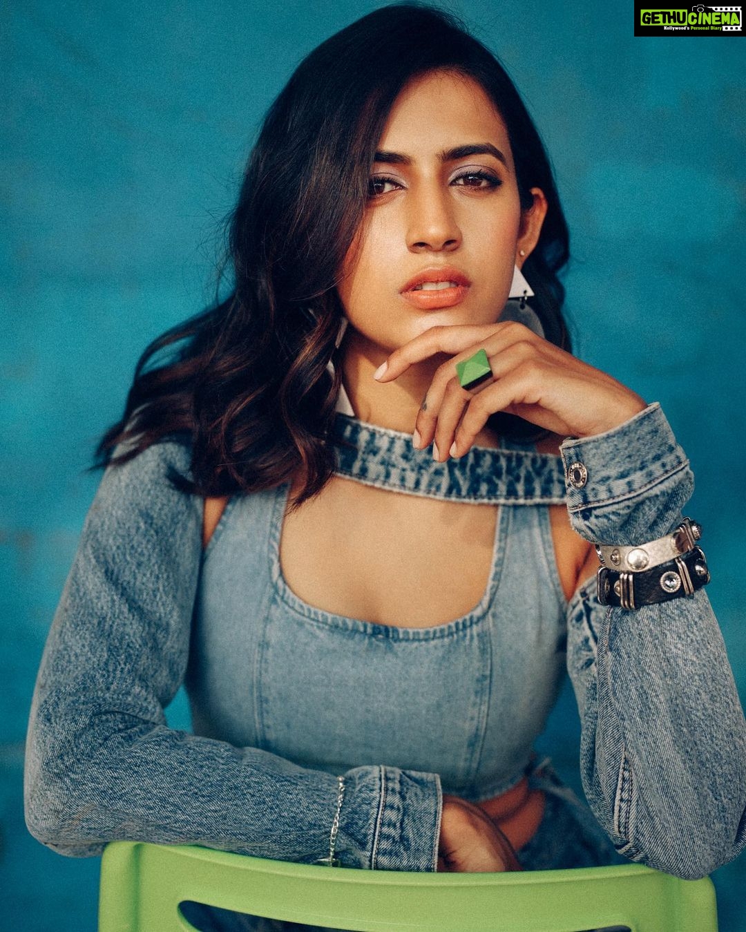 Niharika Konidela Instagram - The denim issue 🤍💙