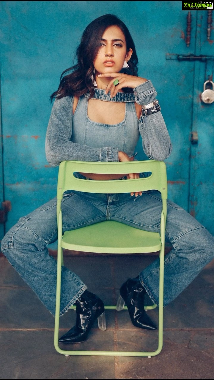 Niharika Konidela Instagram - The denim issue . @pranav.foto @rashmitathapa @makeuphairbyrahul @ravi_pasupuleti @spillthebead