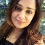 Nikita Thukral Instagram - Happy new year. Thank u to my inst family for always loving me and liking my pictures. Thank u everyone my friends ,family ,everyone who work for @jasmyrraofficial and making it a big successful brand. Thank u wishing u all a very very healthy ,happiness year ahead. 💛#gratitude #2023 #happynewyear2023 #love #actresslife #funtimeswithfriends @mama_gotfit @sonia_shenoy_ @priyankaschaturvedi @nam_h @gagandeepsinghmago @batgirl_k @ritika_achhpilia glimpses of new year celebrations.