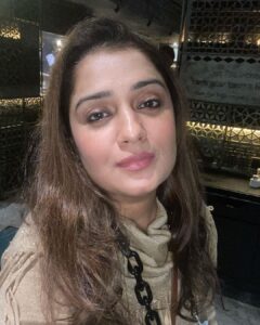 Nikita Thukral Instagram - Dont try to fix whatever comes in your life.Fix yourself in such a way that whatever comes u will be FINE. 😁#actresslife #gratitude #love #mommiesofinstagram #southactress #lifequotes #loveyourself #
