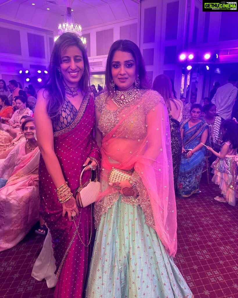 Nikita Thukral Instagram - Third look of the wedding day wearing @anushreereddydesign #makeup #indianwedding #indianclothing