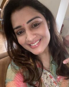 Nikita Thukral Instagram - I think I am becoming a selfie queen now 😆❤️🤭😝😝😝😝🥰#selfiequeen #selfie #selfoeoftheday #lovegoryourself