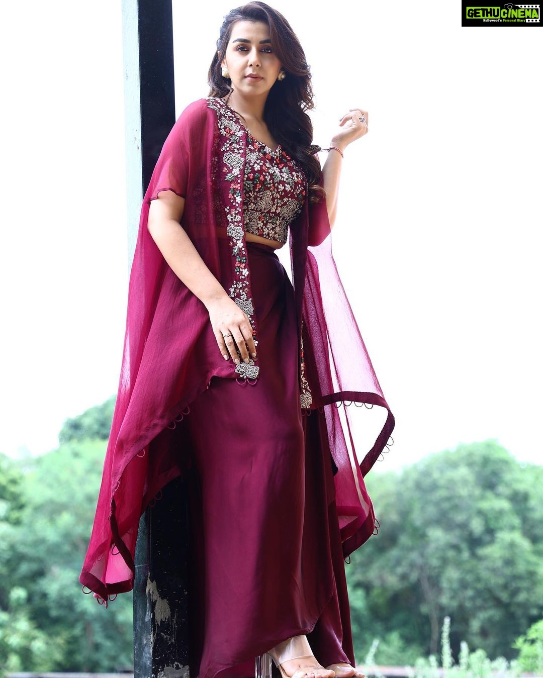 Nikki Galrani - 111.1K Likes - Most Liked Instagram Photos
