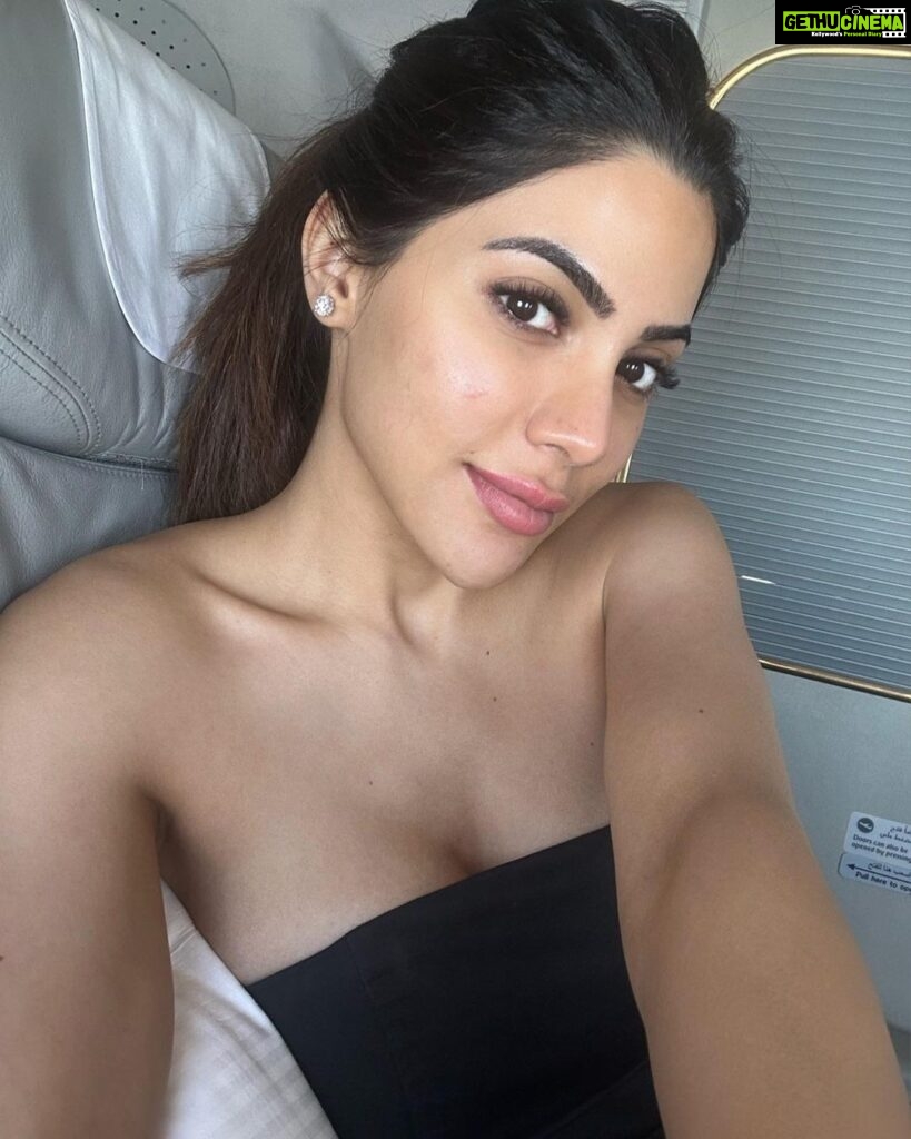 Nikki Tamboli Instagram - Some days are good some days are bad ☺ . . . . . . . . #fightingwithacne #nofilter #skincare #nomakeup #gratitude #positivity #loveinglife