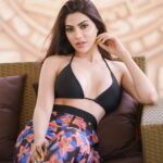 Nikki Tamboli Instagram - Suns out Buns out☀️😻 . . . . . . . . . #casual #bikini #bikinigirl #sunshine #sunnyday #nikkitamboli
