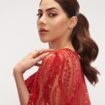 Nikki Tamboli Instagram - Deal with it🌹✨❤️😃 . . . . . . . . . . . . #red #love #closeup #beautyshot #nikkitamboli