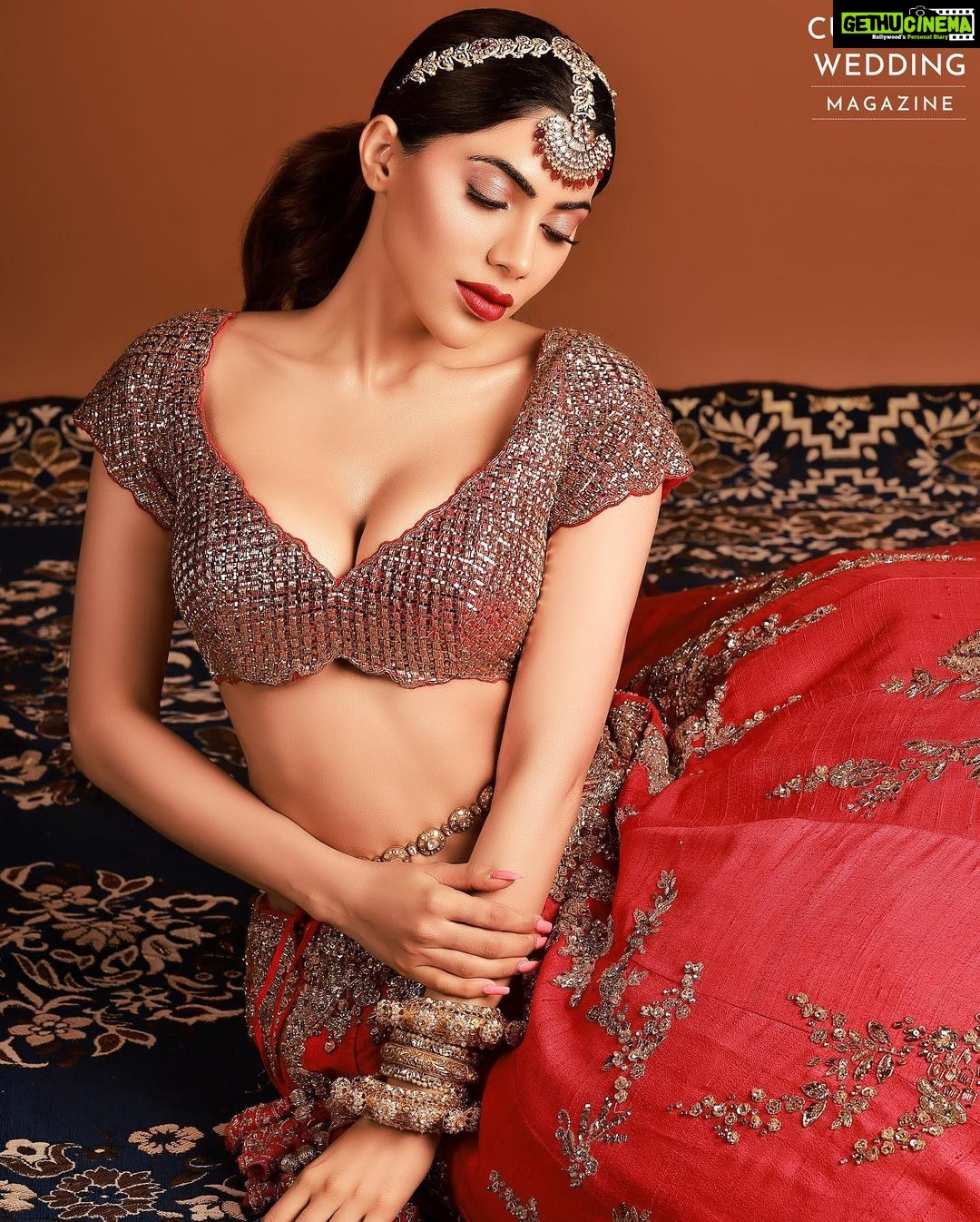 Nikki Tamboli Instagram - ❤️ . . . Magazine: @culturedwedding Managing Editor: @yadav_manjeet Business Head: @divyanijain1925 Photographer: @amitkhannaphotography Styled by: @stylingbyvictor @sohail__mughal___ Assisted by: @janvijain123 Make-up: @makeupbyrishabk Hair: @hairstylist_jennny Outfit: @dollyjstudio Jewellery @koharbykanika @nehbynehaparmar Location: @maximusstudiomumbai Artist PR: @shimmerentertainment Co-ordinated by: @nadiiaamalik . . #nikkitamboli #culturedwedding #culturedweddingmagazine